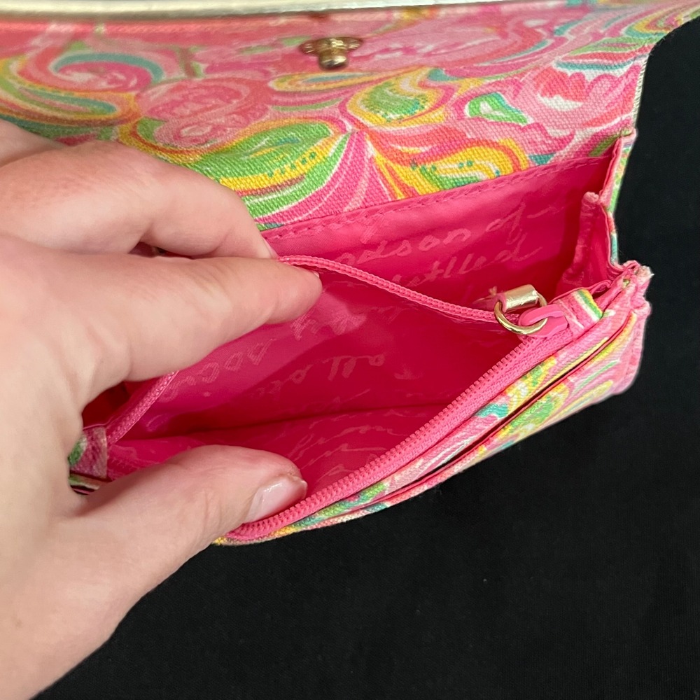 Lilly‎ Pulitzer It's a Keeper Pink Flamingo Canvas Wristlet Wallet Gold Trim - Picture 5 of 6